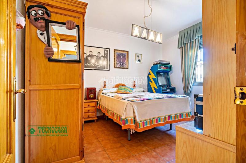 Foto 1378408e-fffa-4dda-9134-baf8a98f9b85. Casa amb aparcament a Dalías