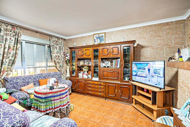 Foto 44a99493-f5fe-4cd6-9210-f0910fabb93c. Casa amb aparcament a Dalías