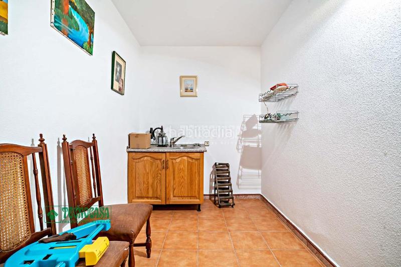 Foto fddc293c-f71a-40a2-ab46-0c6837efaea9. Casa amb aparcament a Dalías