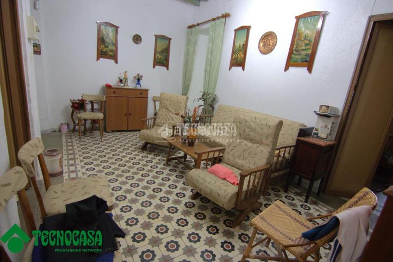 Foto 319a2b87-0a03-420c-bd27-66a9085820c8. Casa  en venta en Berja