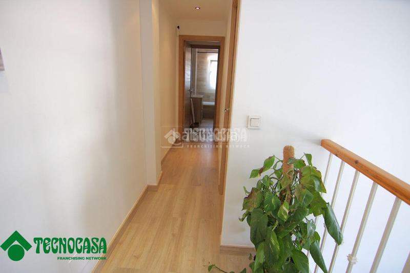 Foto 0dcfc955-4a41-4e15-930a-6415c86abb3c. Casa pareada casa en venta en Berja