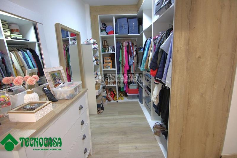 Foto 4132f9f4-8af5-4a63-a595-3875657bef8d. Casa pareada casa en venta en Berja