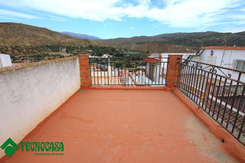 Foto 06eed999-984f-45ac-9bcd-6b46f357cd43. Maison dans Ugíjar