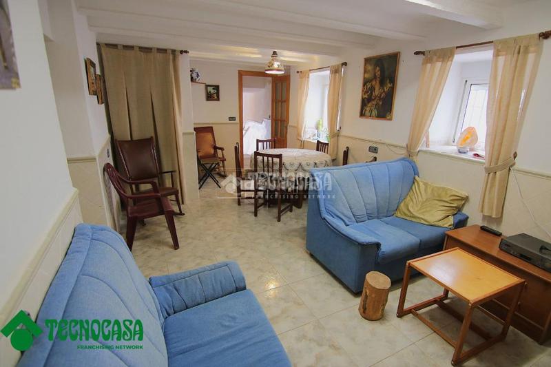 Foto 33dcc7ee-01fd-49a4-934e-61771a89fd41. Maison dans Ugíjar