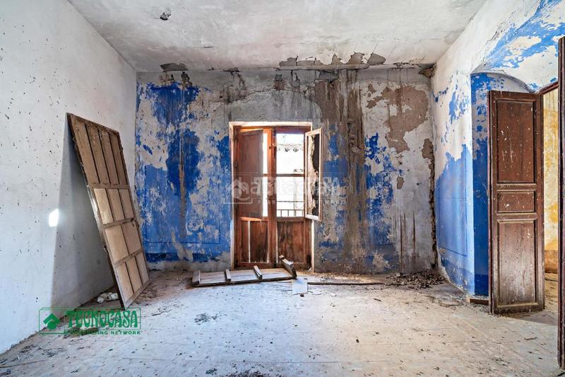Foto b7457675-cc32-43a0-9c4c-8ae325bfda44. Casa pareada casa en venta en Alcolea
