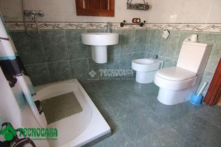 Casa aparellada a Berja. Casa en venta en berja