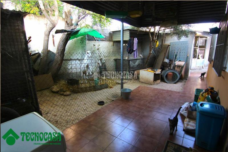 Foto 1f4d2a96-e93f-4ba2-94b5-cfed5d75030f. Doppelhaus in Berja