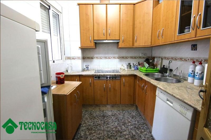 Foto fef8abb3-bfbd-4d02-b59b-e8bb68e70eca. Maison dans Ugíjar