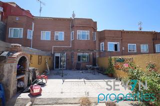 Maison jumelée à Castilla la mancha s/n. Chalet adosado en chozas de canales. 4 dormitorios, buhardilla,