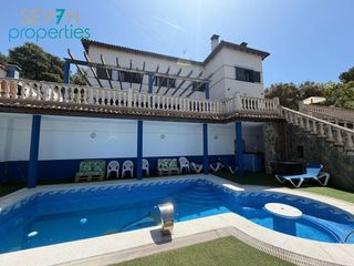 Xalet en Amberes 0. Espectacular chalet independiente con licencia turistica. 8 dorm