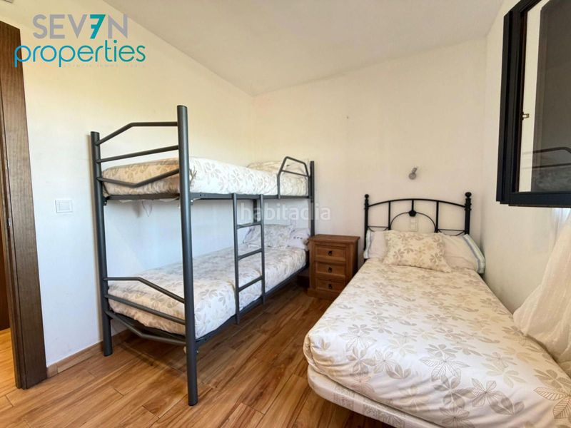 Foto d0330d15-8af1-494a-b5d3-0ddd6521c2e0. Xalet amb calefacció piscina a Calalberche