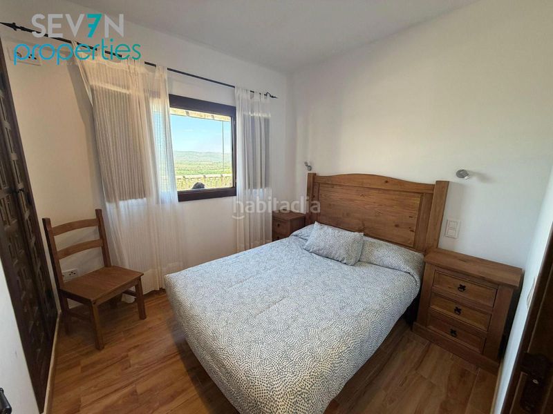 Foto f6e91086-3452-482b-8176-04986ea28cdc. Xalet amb calefacció piscina a Calalberche