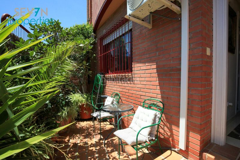 Foto 40a3d6ca-9588-4d99-bd7b-f5b692e83d49. Casa adossada amb calefacció aparcament piscina a Alicante