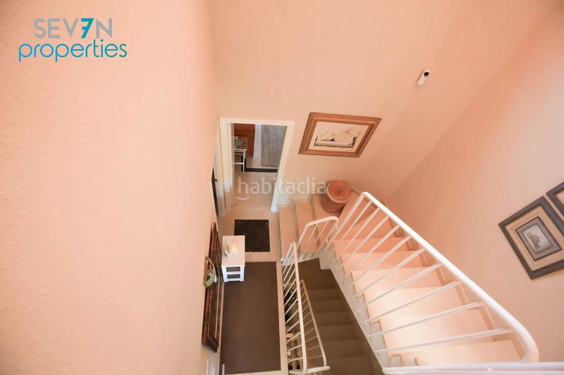 Foto a8796c00-58dd-420f-b8de-1a9c57f50e4c. Casa adossada amb calefacció aparcament piscina a Alicante
