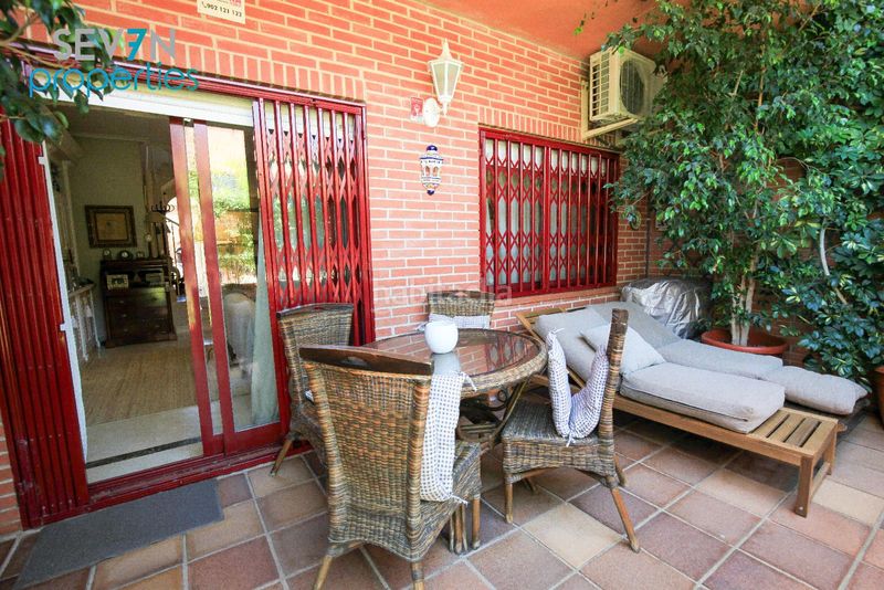 Foto d68736d7-9163-41c7-83f9-3b879a61536b. Casa adossada amb calefacció aparcament piscina a Alicante
