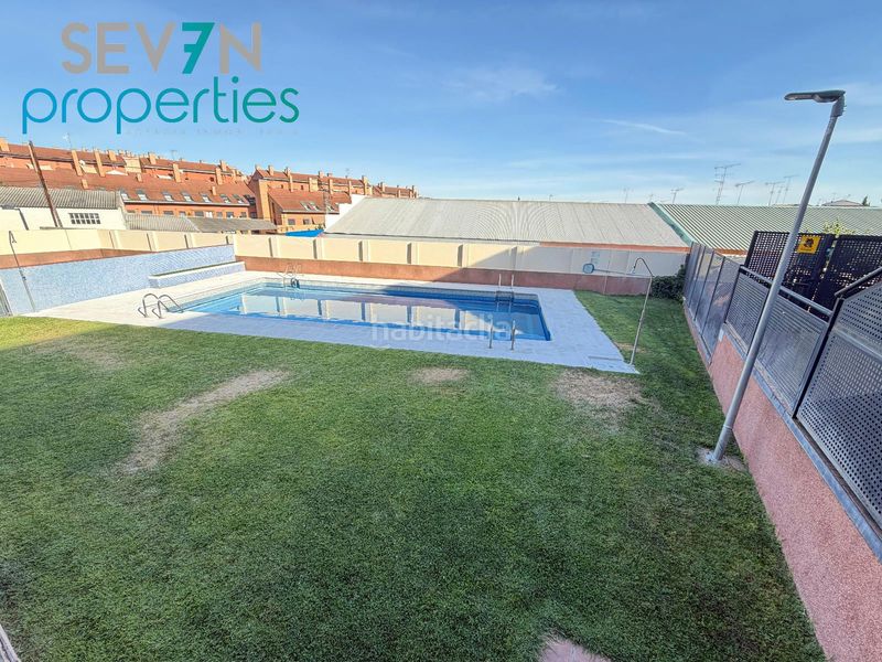 Foto a9e77d05-0ec0-45b7-8d4e-05a48a0d8041. Casa adossada amb calefacció aparcament piscina a Méntrida