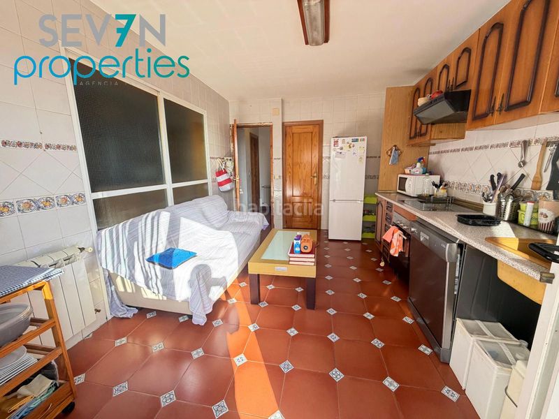 Foto 3006e999-2754-4aa3-9f4b-83e7c75e4d04. Casa adossada amb calefacció aparcament a Méntrida
