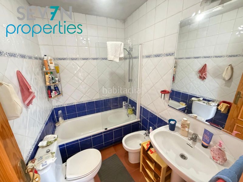 Foto c68f763e-b231-4daa-9536-21fbb8a50383. Casa adossada amb calefacció aparcament a Méntrida