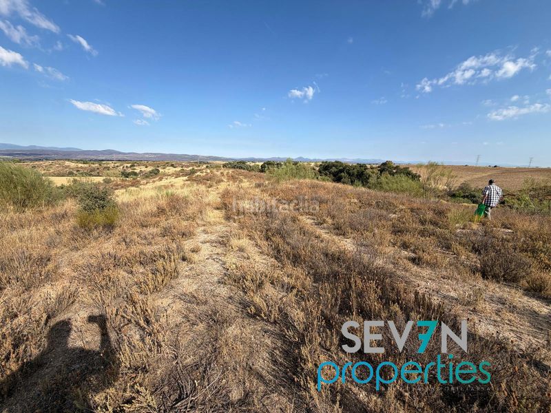 Foto ef3aae76-9933-4925-8428-c6db0f37297e. Finca rústica a mentrida 0000 a Méntrida