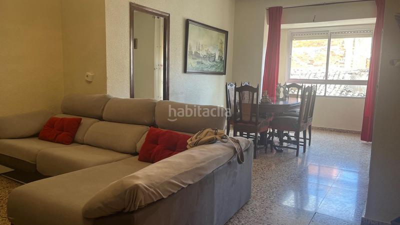 Foto f9c50c01-4f2a-476f-85ee-3097c3fff212. Zweistöckige wohnung in Fortuna