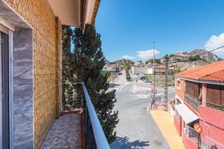Casa  Maestro peñaranda. Gran oportunidad en villanueva del río segura!