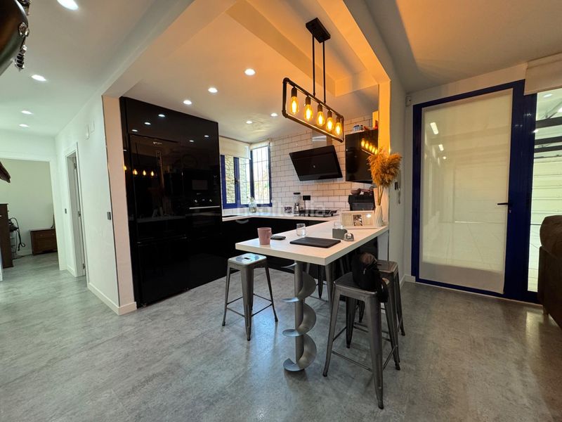 Foto fe7e12c4-66e4-428d-b0c9-6af0b63ec1ad. Xalet amb aparcament piscina a Fortuna