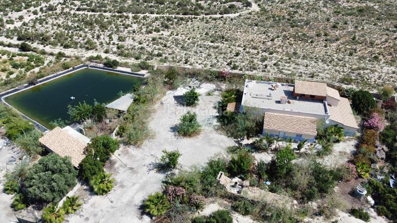 Foto f198fff9-0ada-4c13-bfc5-b47cd8f16ef5. Casale in Fortuna