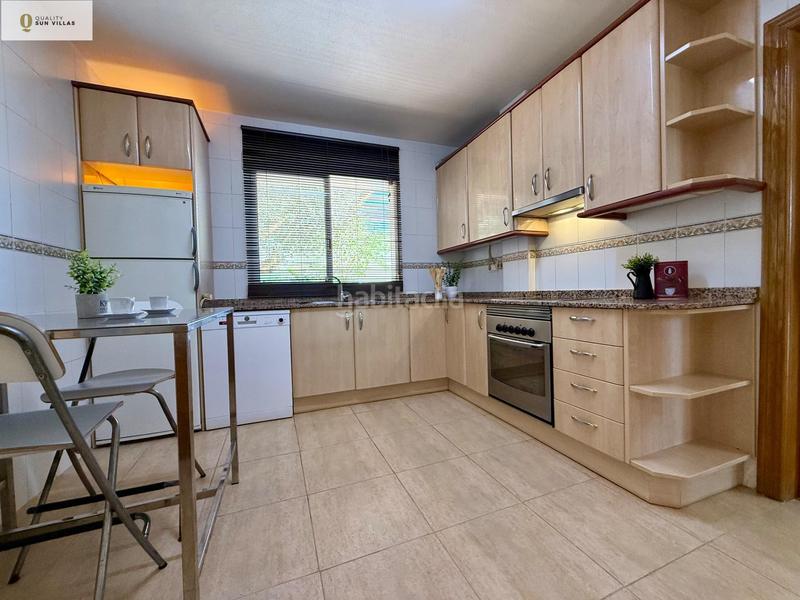 Foto 7e8e33e6-4cce-4d4c-9643-6d20e83cf33b. Casa aparellada amb calefacció aparcament piscina a Molina de Segura