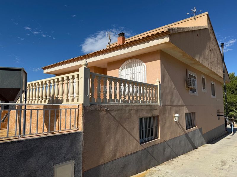Foto b5c55478-1a93-4346-801d-e8b5e3d63a80. Chalet exclusiva villa con parcela de 1.000 m2 y sótano de 170 m2 en La Alcayna murcia en Molina de Segura