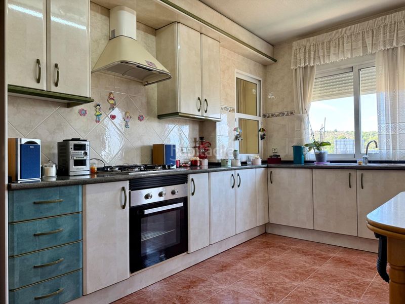 Foto d7e338fd-d81b-4b1f-84ac-aa5b2c2cee93. Chalet exclusiva villa con parcela de 1.000 m2 y sótano de 170 m2 en La Alcayna murcia en Molina de Segura