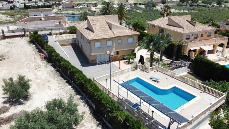 Foto 1abbb68d-10fe-4255-83bd-c4d5a1f23221. Xalet amb calefacció aparcament piscina a Fortuna