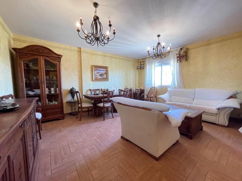 Foto a681e87a-5d40-4a30-8d43-156b7f0c3694. Xalet amb calefacció aparcament piscina a Fortuna