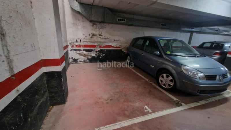 Foto 2231aae7-1896-4c9f-ae5c-d88321c218dd. Autoparkplatz in Cementiri Vell Santa Coloma de Gramenet