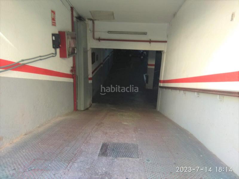 Foto 8b2b9ec3-09da-4ebd-a25c-db2eb0a8fffd. Parking coche en Riu Sud Santa Coloma de Gramenet