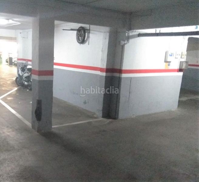 Foto e68b7148-754e-4c1d-ba93-2f4238e2e1ff. Parking voiture dans Riu Sud Santa Coloma de Gramenet