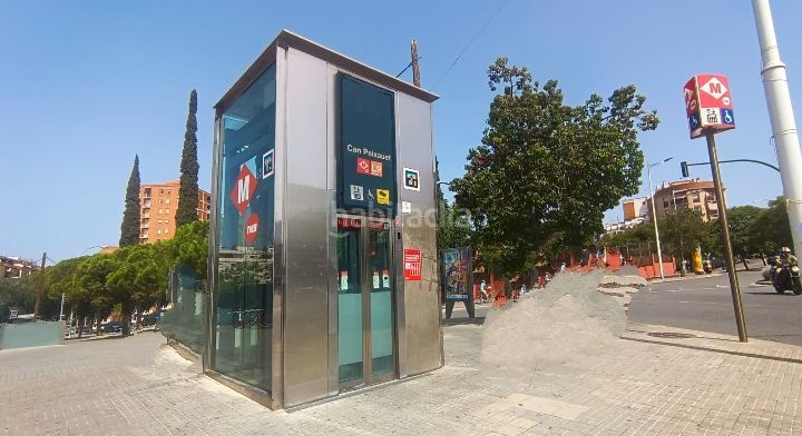 Foto 0ff6eef6-8def-4800-b171-c7989f072d9d. Dachwohnung in Santa Rosa Santa Coloma de Gramenet