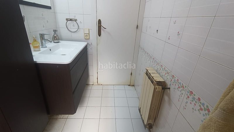 Foto 3a96c246-8f0f-475e-9e81-04a7e3ebc3a3. Dachwohnung in Santa Rosa Santa Coloma de Gramenet