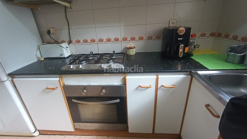Foto fa17a114-0bc9-4647-802e-1afbafe8b118. Dachwohnung in Santa Rosa Santa Coloma de Gramenet
