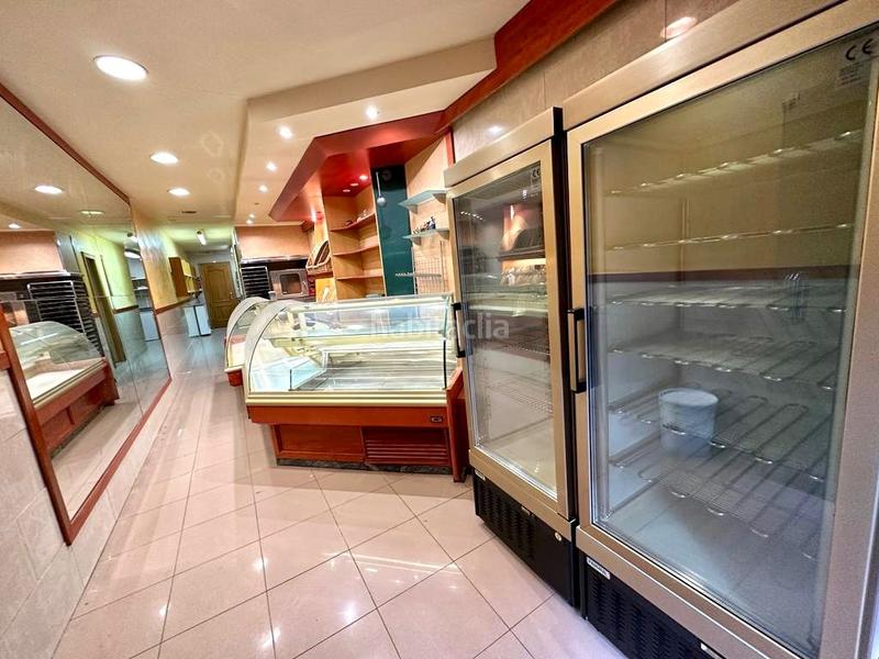 Foto 6bd61598-02da-4225-a4e1-e6f3557eee18. Locale commerciale in Centre Santa Coloma de Gramenet