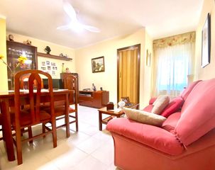 Flat in El Raval. Zona santa rosa. piso acogedor, reformado, 2 dormitorios. junto