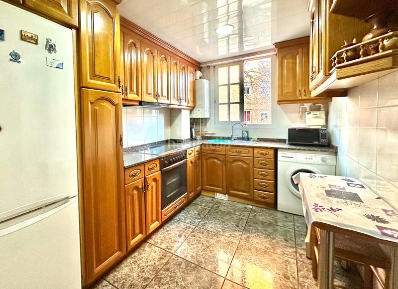Foto 9958a8fa-a182-482c-8234-2b382df4bbef. Appartamento in Riu Sud Santa Coloma de Gramenet