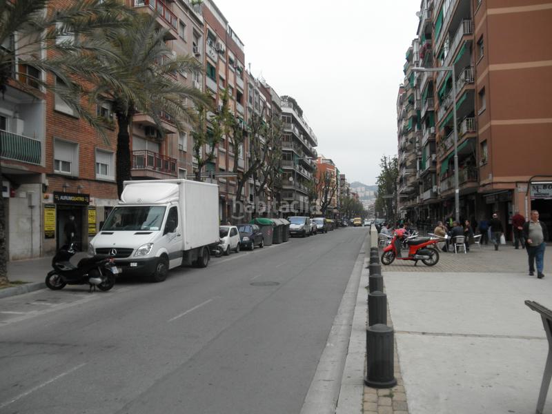 Foto 59871d36-a2f4-48c4-a188-b3763dad3124. Pis a Riu Sud Santa Coloma de Gramenet