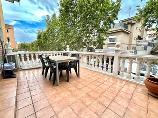 Maison jumelée  Avinguda de ramón berenguer iv. ¡exlusiva casa en una de las mejores zonas de santa coloma!