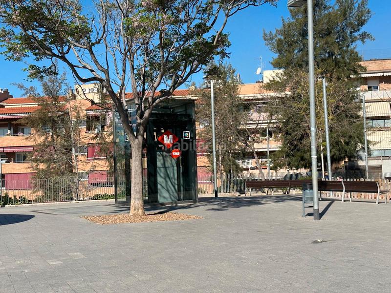 Foto 56514fba-7c22-42e1-9f79-631342a30ed8. Posto auto in Centre Santa Coloma de Gramenet