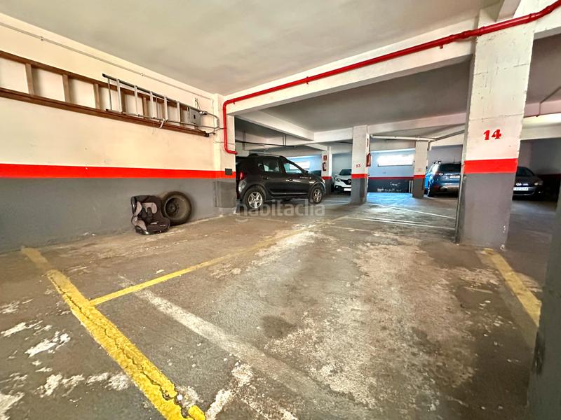 Foto c550b00c-7514-4277-86ca-83b5c9defb5a. Posto auto in Centre Santa Coloma de Gramenet