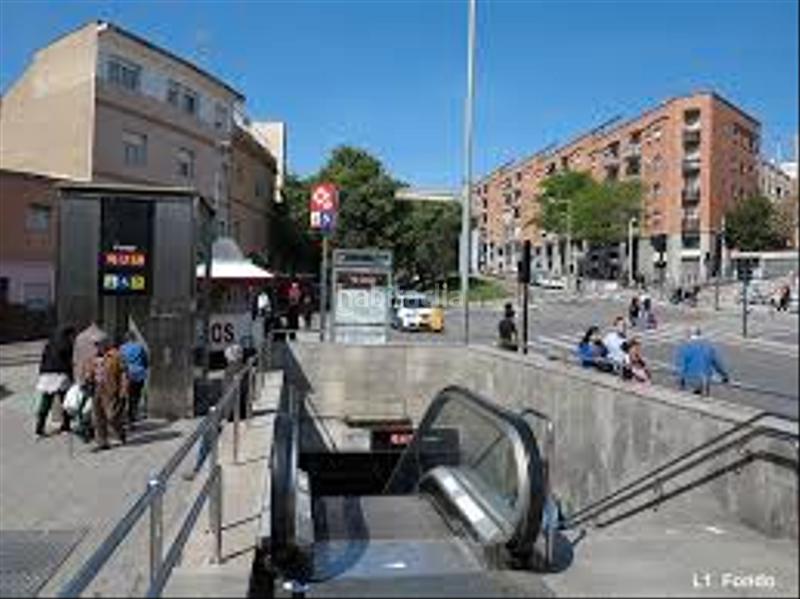 Foto e4dbd101-cf5f-4f5b-8ae6-403514a30f20. Parking voiture dans Fondo Santa Coloma de Gramenet
