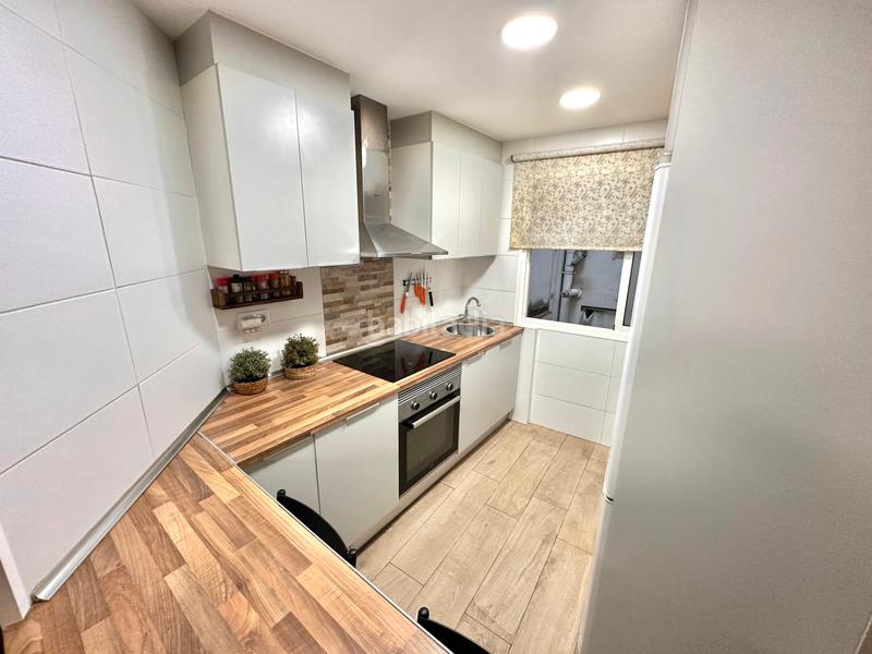 Foto ce615544-a069-4ad1-a2f3-63463ea3e7ce. Piso  reformado exterior para entrar a vivir en Santa Coloma de Gramenet