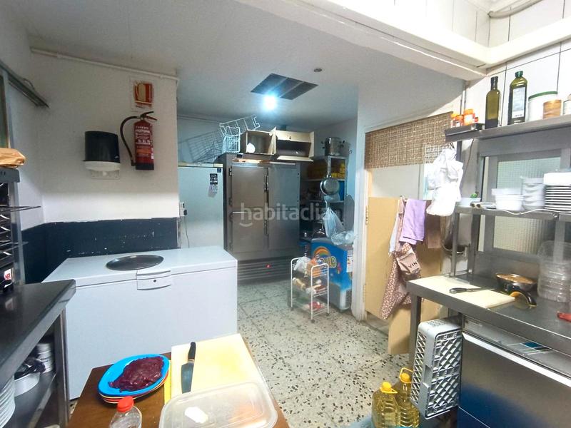 Foto 5fbeb943-2b0f-4706-9e7e-2b785ce1f271. Pas-de-porte local commercial dans Can Mariner Santa Coloma de Gramenet