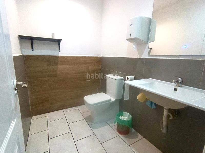 Foto 87010ed7-b84f-4a09-9917-042ff73460bb. Traspàs local comercial a Can Mariner Santa Coloma de Gramenet