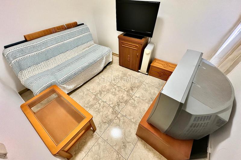 Foto de90678d-edfe-4b0c-8104-c0a883c9953c. Ático  con gran terraza privada, 4 habitaciones y excelente ubicación en Santa Coloma de Gramenet